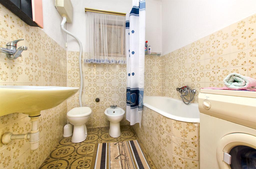 Apartments Ban Дуги-Рат Экстерьер фото